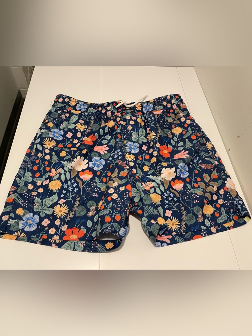 Summersalt x Rifle Paper Co. Brand Men’s Small Navy Floral Swim Shorts